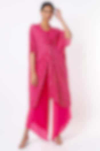 Rani Pink Shimmer Georgette Twisted Kaftan Set by EnEch By Nupur Harwani
