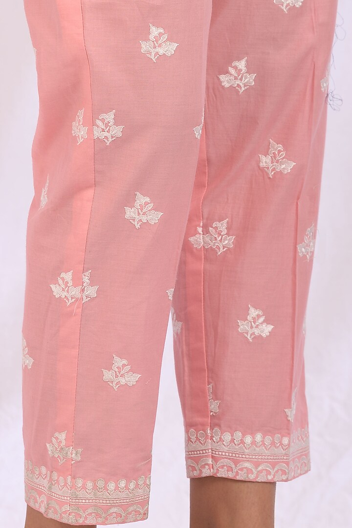 Rose Pink Floral Embroidered Kurta Set by Enaarah at Pernia's Pop Up Shop