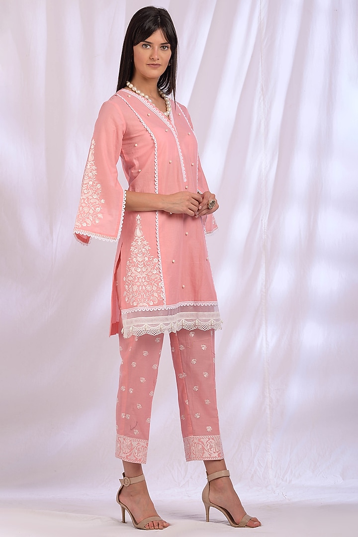 Rose Pink Embroidered Kurta Set by Enaarah at Pernia's Pop Up Shop