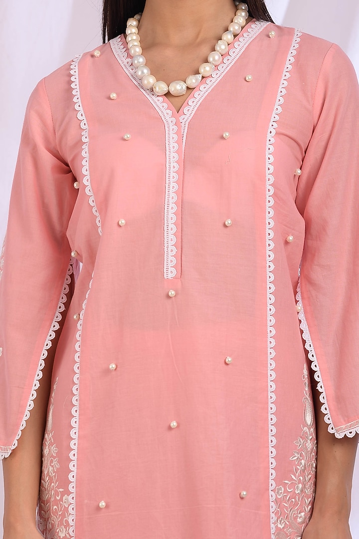 Rose Pink Embroidered Kurta Set by Enaarah at Pernia's Pop Up Shop