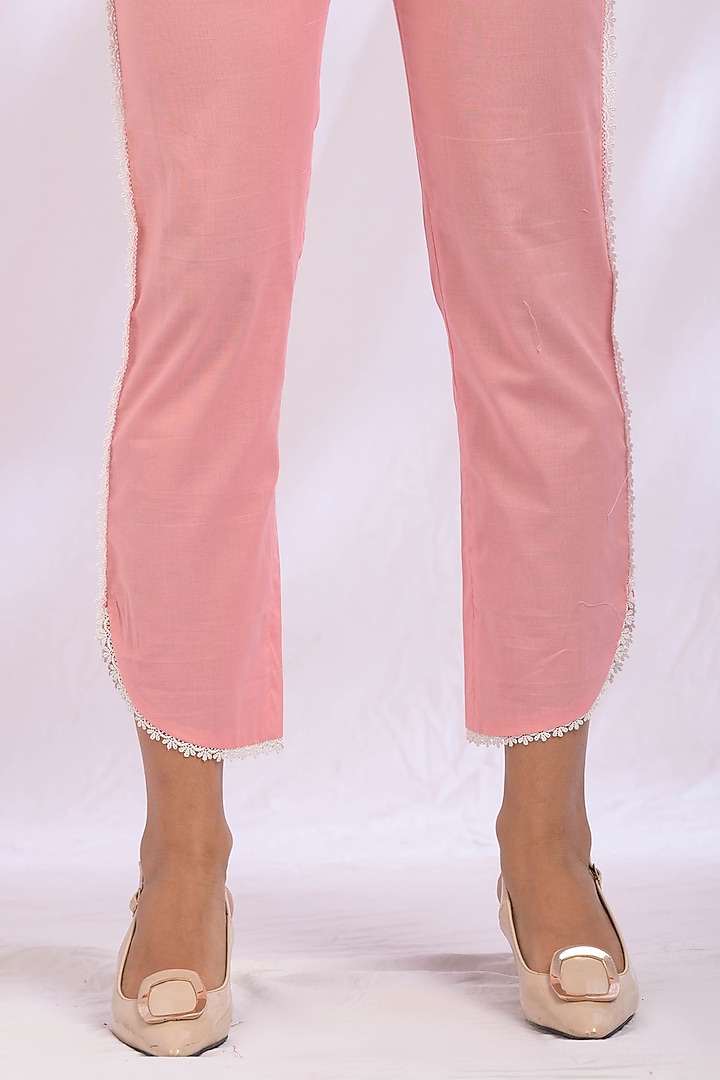 Rose Pink Floral Embroidered Kurta Set by Enaarah at Pernia's Pop Up Shop