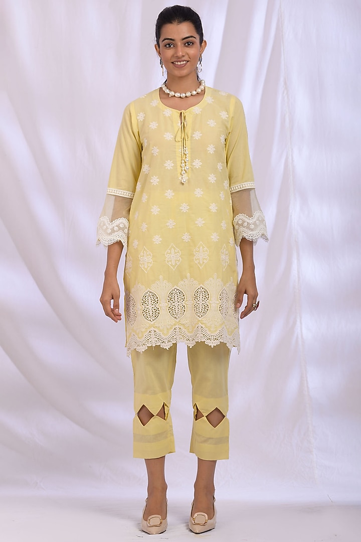 Lemon Yellow Floral Embroidered Kurta Set by Enaarah at Pernia's Pop Up Shop