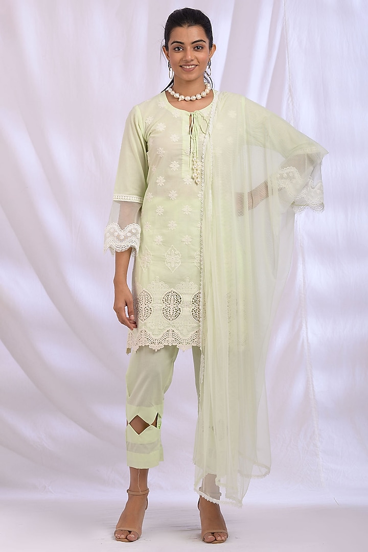 Lime Green Floral Embroidered Kurta Set by Enaarah