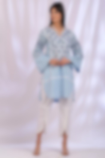 Sky Blue Cotton Embroidered Kurta by Enaarah