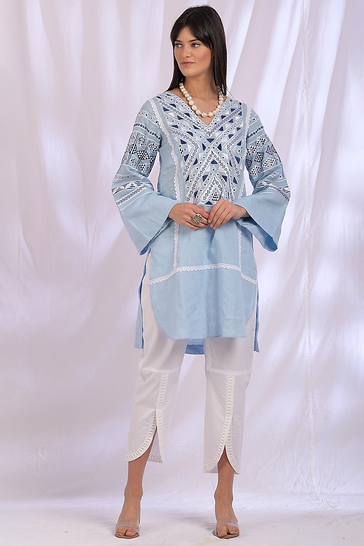 Sky Blue Cotton Embroidered Kurta by Enaarah