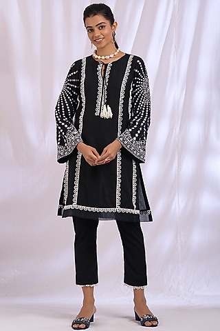 Black Cotton Embroidered Kurta by Enaarah