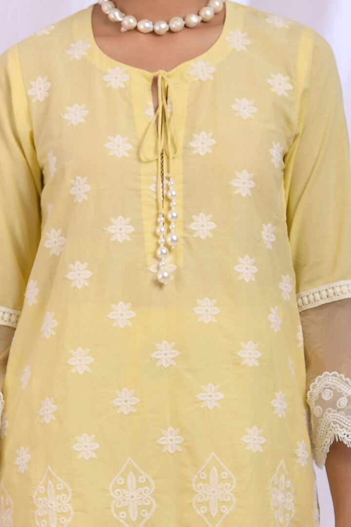 Lemon Yellow Floral Embroidered Kurta by Enaarah at Pernia's Pop Up Shop