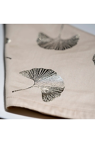 Champagne Foil Printed Dinner Napkins (Set of 6) by Eris home