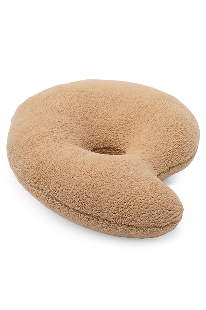 Beige Sherpa Yin To My Yang Cushion by Eris home at Pernia's Pop Up Shop