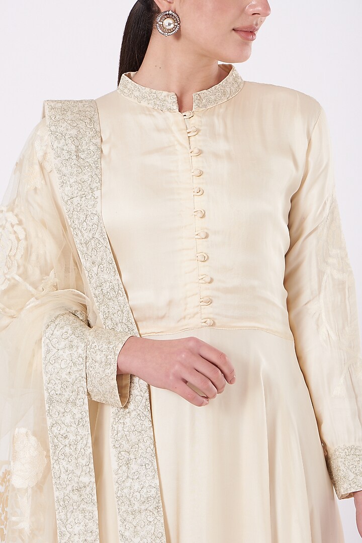 Off-White Embroidered Party Wear Gown With Dupatta by House of Erum at Pernia's Pop Up Shop