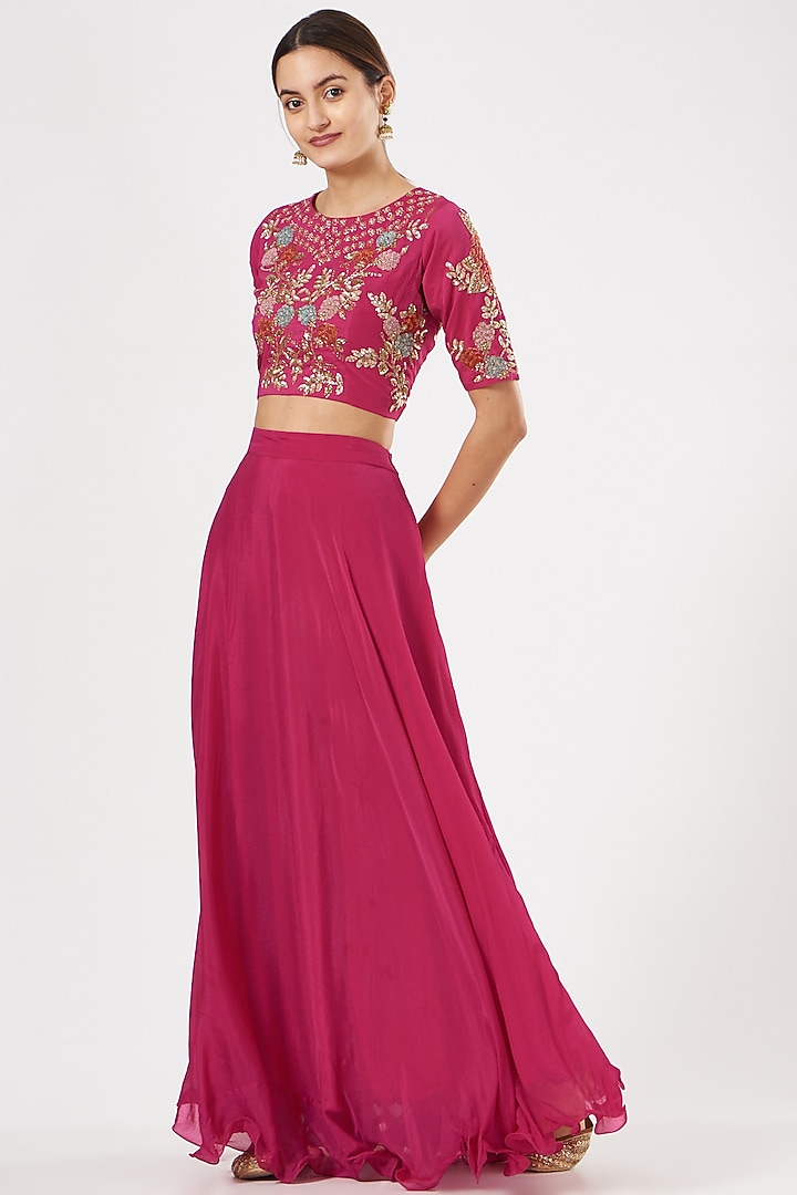 Cadmium Red Embroidered Cape Set by House of Erum at Pernia's Pop Up Shop