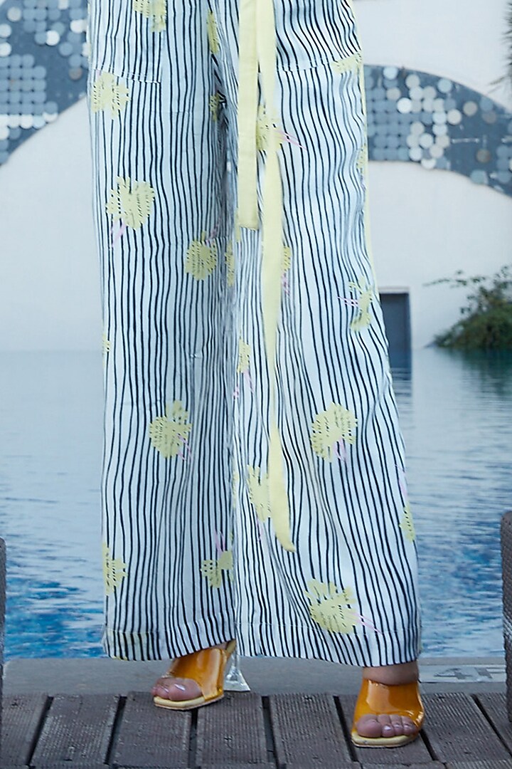 White Crepe Pant Set by Esha L Amin at Pernia's Pop Up Shop