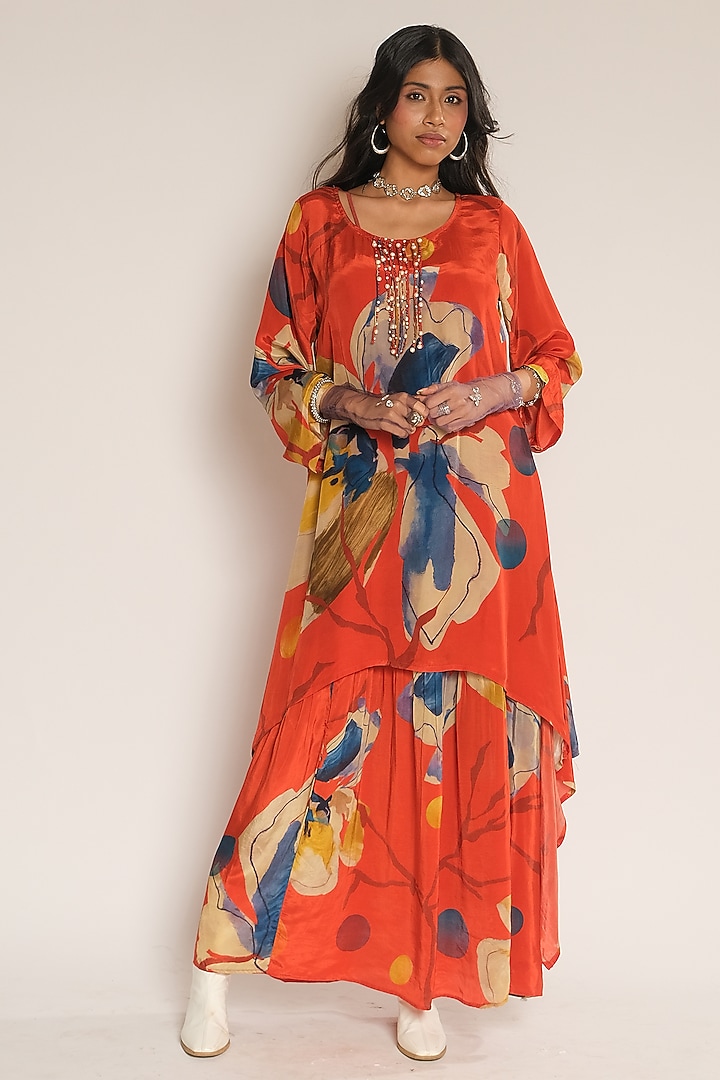 Red Viscose Crepe Floral Kurta by Esha L Amin at Pernia's Pop Up Shop