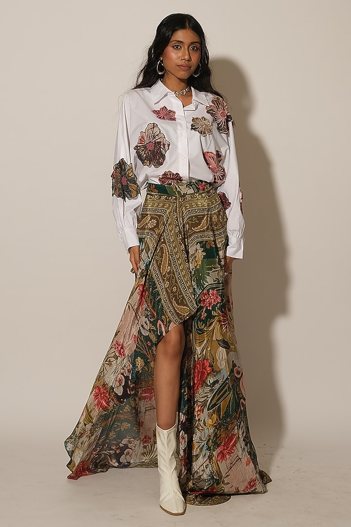Green Viscose Crepe Printed Sarong by Esha L Amin at Pernia's Pop Up Shop