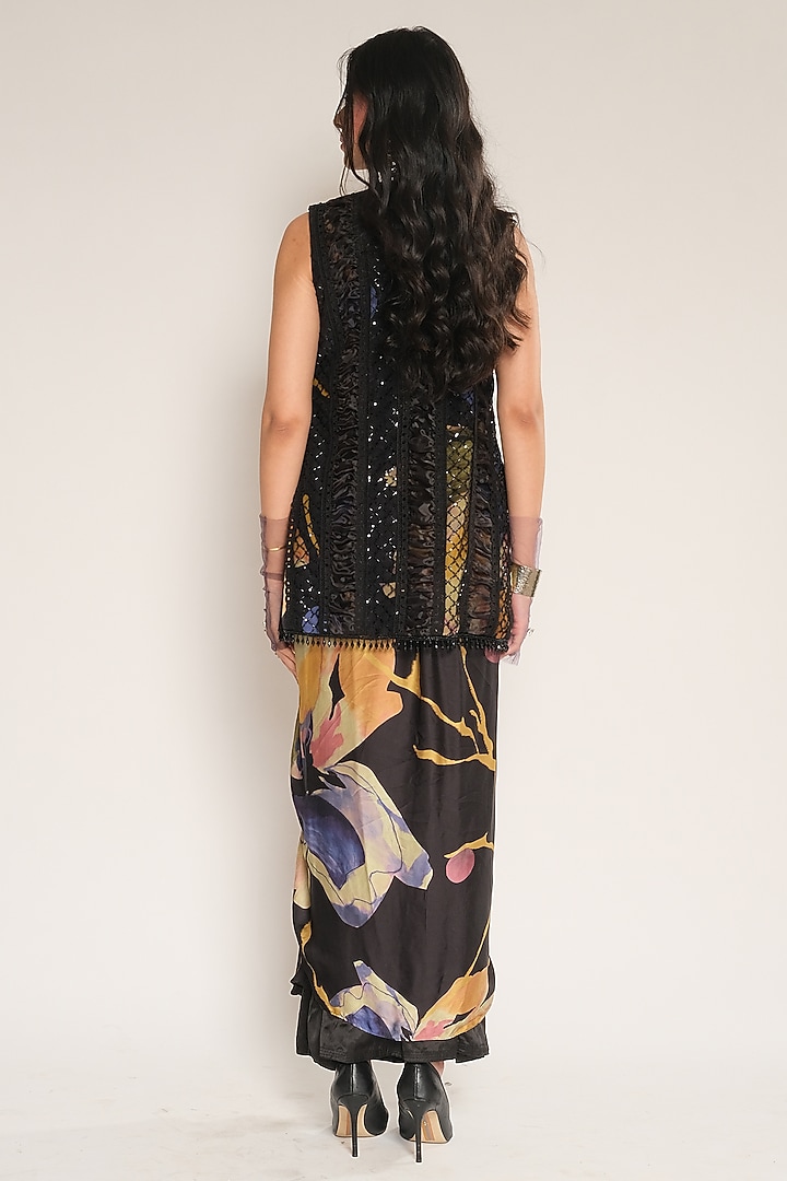 Black Viscose Crepe Sleeveless Embellished Jacket by Esha L Amin at Pernia's Pop Up Shop