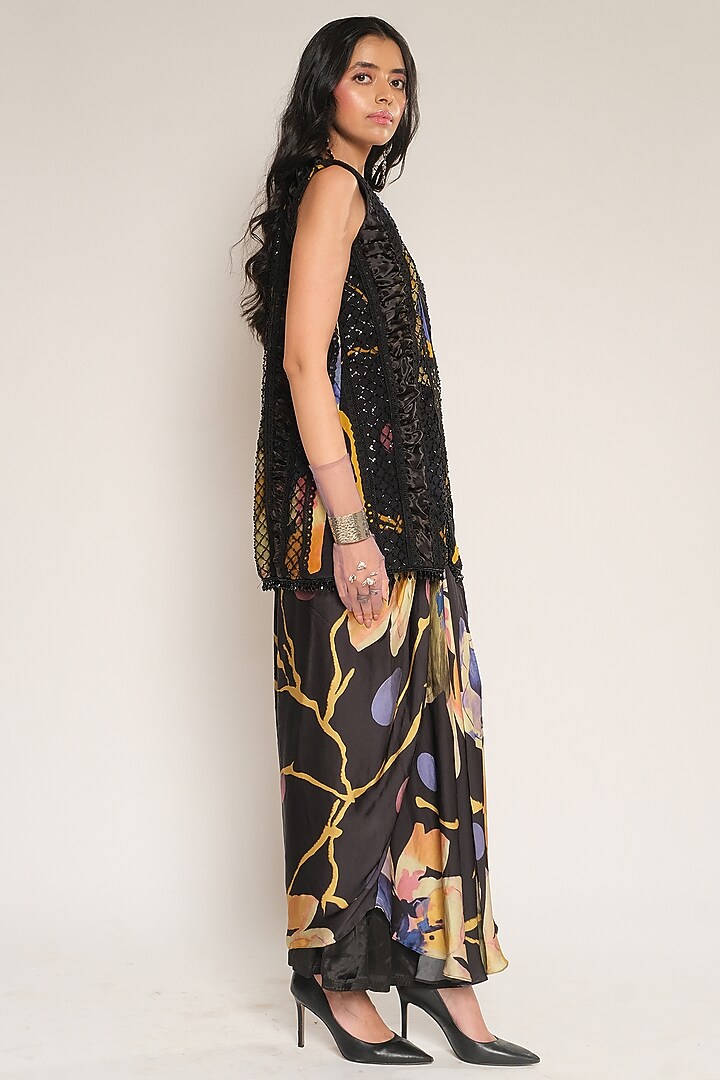 Black Viscose Crepe Sleeveless Embellished Jacket by Esha L Amin at Pernia's Pop Up Shop