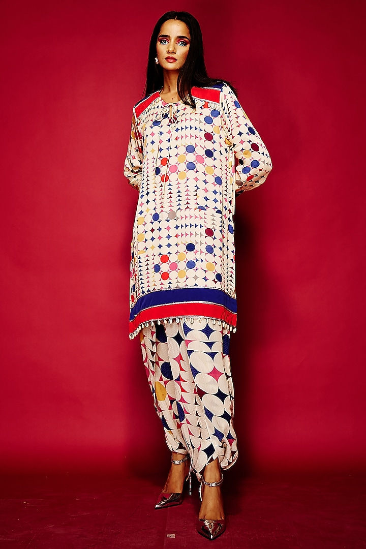 White Modal Satin Kurta by Eshaa Amiin