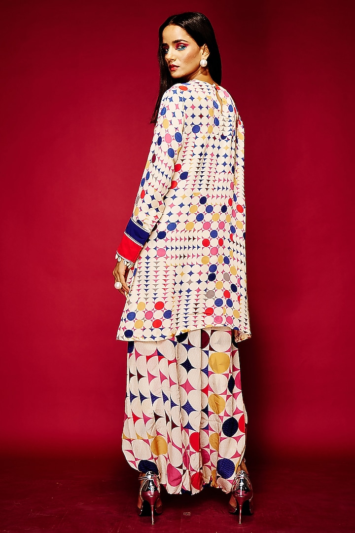 White Modal Satin Kurta by Esha L Amin at Pernia's Pop Up Shop