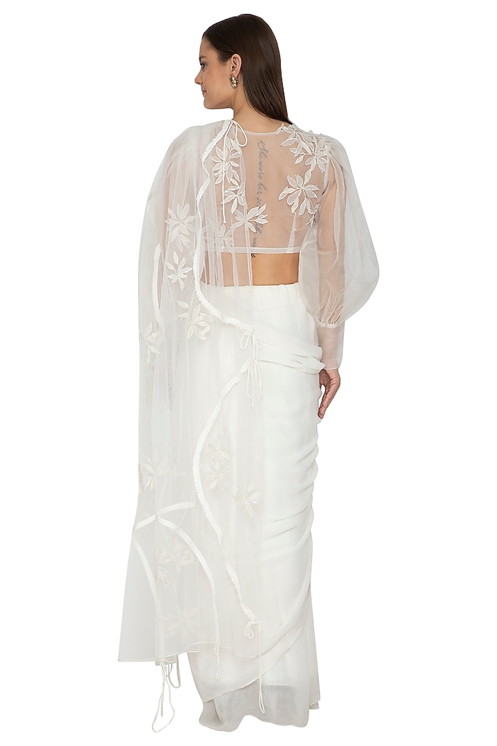 Off White Embroidered Drawstring Wedding Saree Set by Eshaani Jayaswal at Pernia's Pop Up Shop