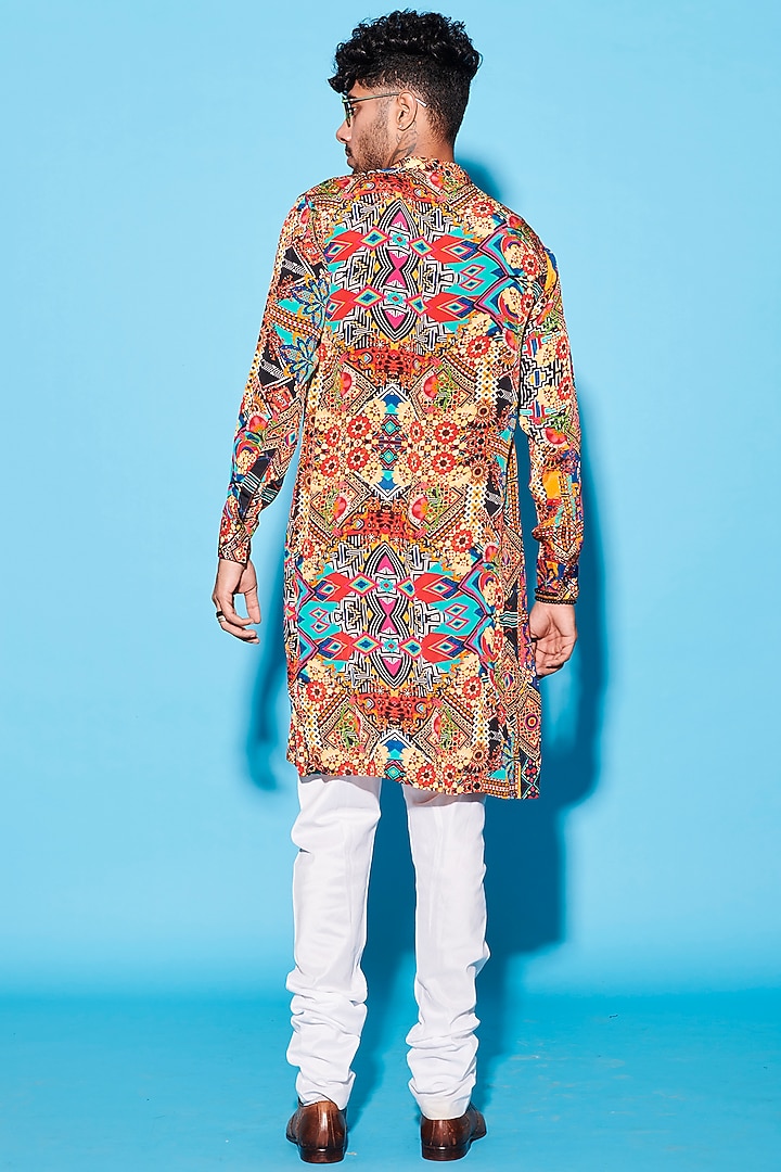 Multi-Colored Viscose Crepe Printed Kurta by Esha L Amin Men at Pernia's Pop Up Shop