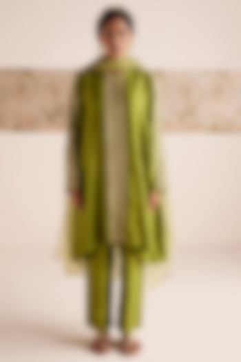 Green Chanderi Silk Zardosi Embroidered A-Line Kurta Set by Esha Arora at Pernia's Pop Up Shop