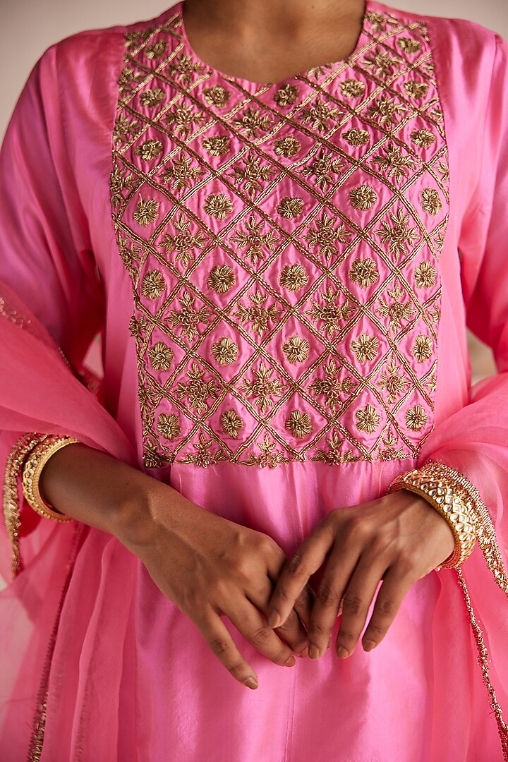 Purple Silk Zardosi Embroidered Kurta Set by Esha Arora at Pernia's Pop Up Shop