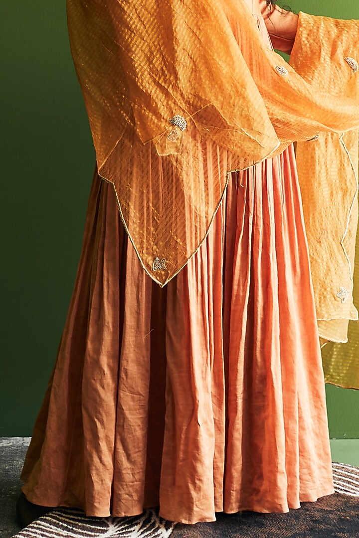 Caramel Silk Chanderi Dori Embroidered Pleated Wedding Anarkali Set by Esha Arora at Pernia's Pop Up Shop