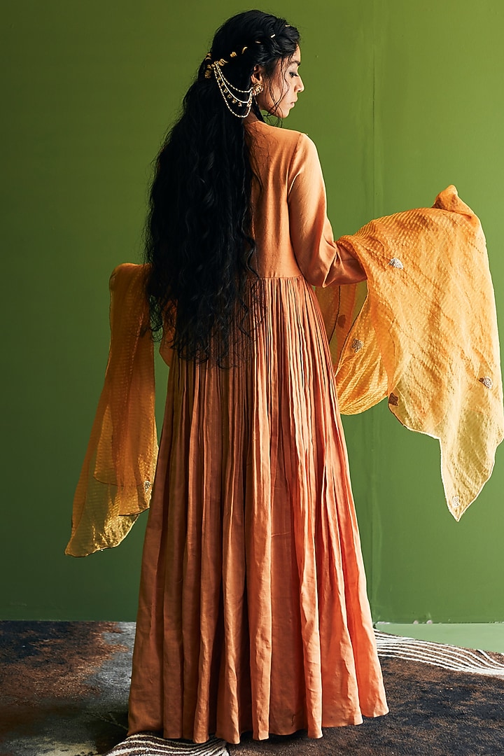 Caramel Silk Chanderi Dori Embroidered Pleated Wedding Anarkali Set by Esha Arora at Pernia's Pop Up Shop