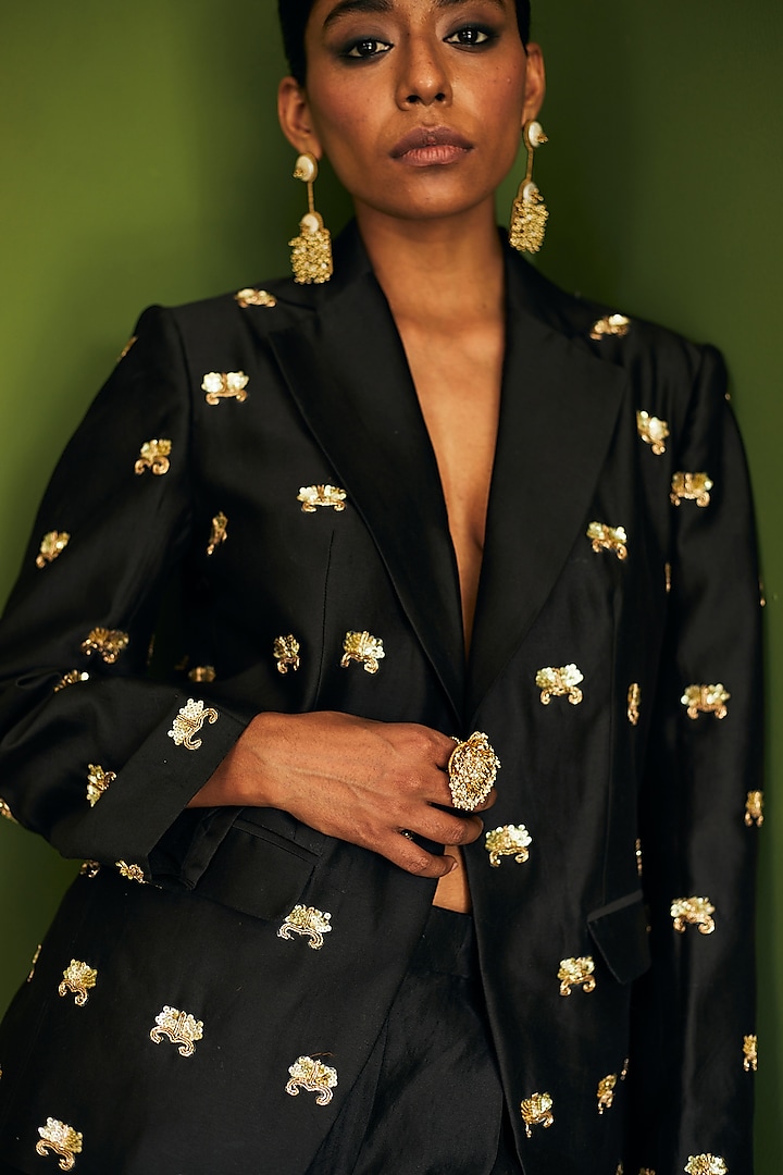 Black Silk Chanderi Embroidered Blazer by Esha Arora at Pernia's Pop Up Shop