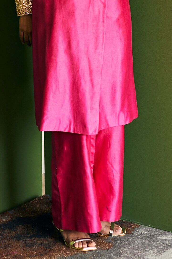 Fuchsia Hand Embroidered Jacket Set by Esha Arora at Pernia's Pop Up Shop