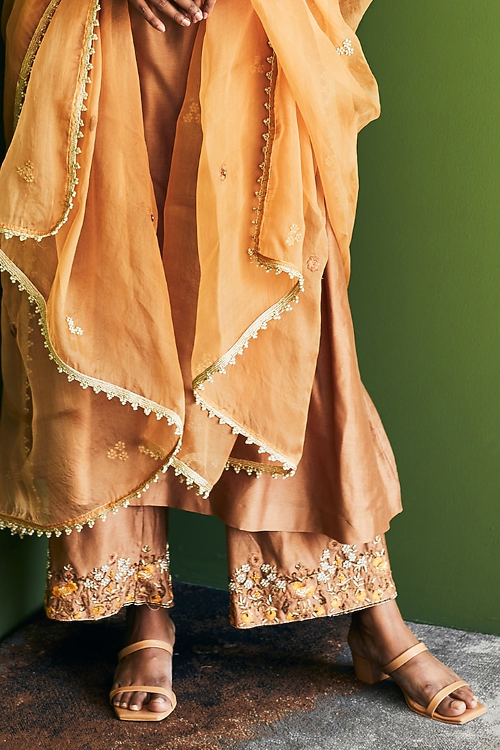 Bronze Silk Chanderi Kurta Set by Esha Arora at Pernia's Pop Up Shop