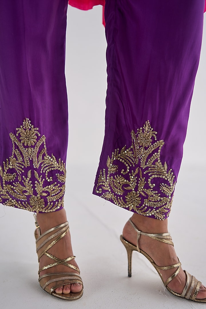 Neon Pink Silk Embroidered Kurta Set by Esha Arora at Pernia's Pop Up Shop