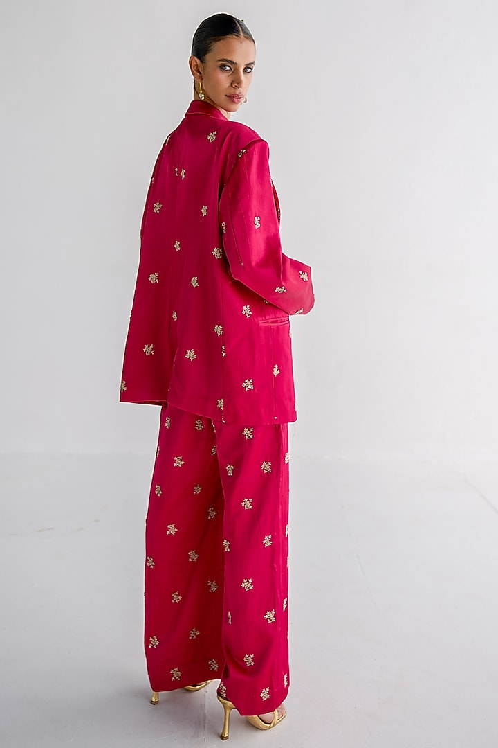 Fuchsia Mashru Satin Embroidered Blazer Set by Esha Arora at Pernia's Pop Up Shop