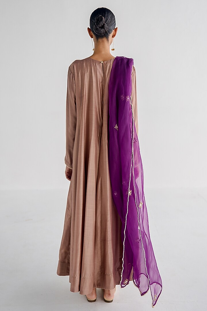 Pink Silk Chanderi Embroidered Wedding Anarkali Set by Esha Arora at Pernia's Pop Up Shop