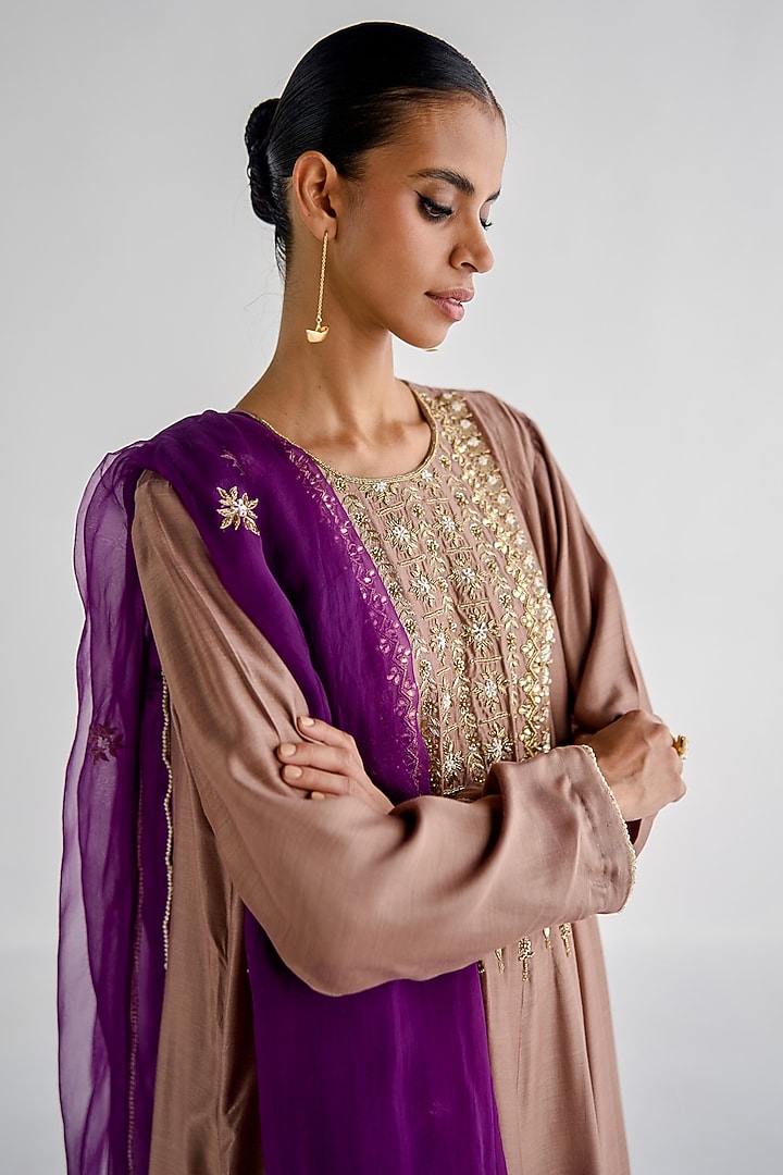 Pink Silk Chanderi Embroidered Wedding Anarkali Set by Esha Arora at Pernia's Pop Up Shop
