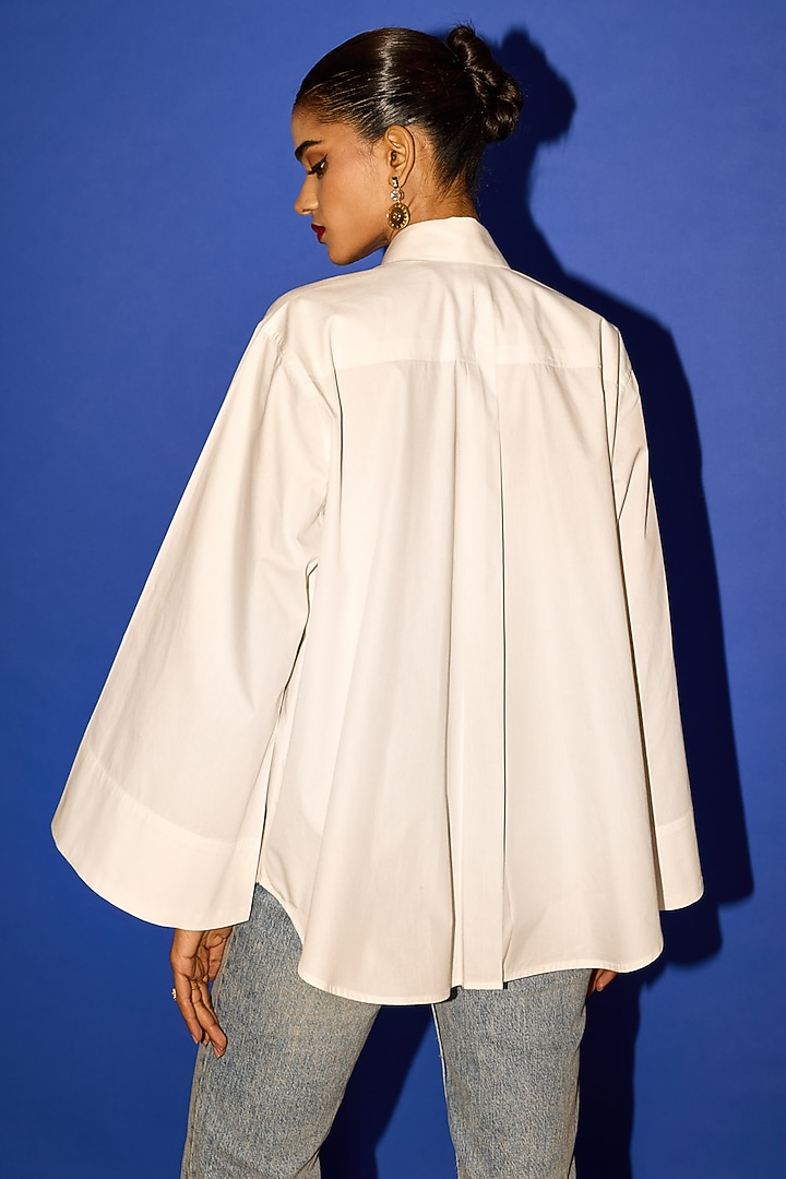 White Cotton Floral Embroidered Shirt by Esha Arora at Pernia's Pop Up Shop