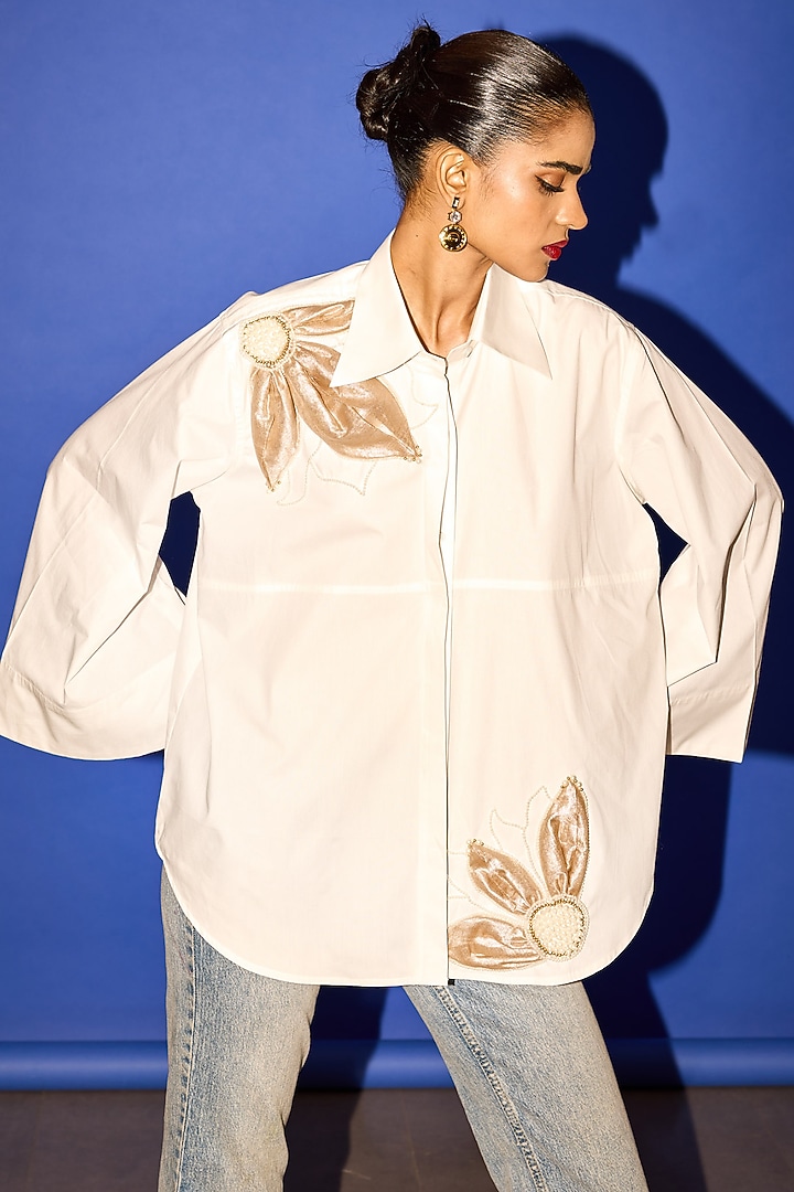 White Cotton Floral Embroidered Shirt by Esha Arora at Pernia's Pop Up Shop