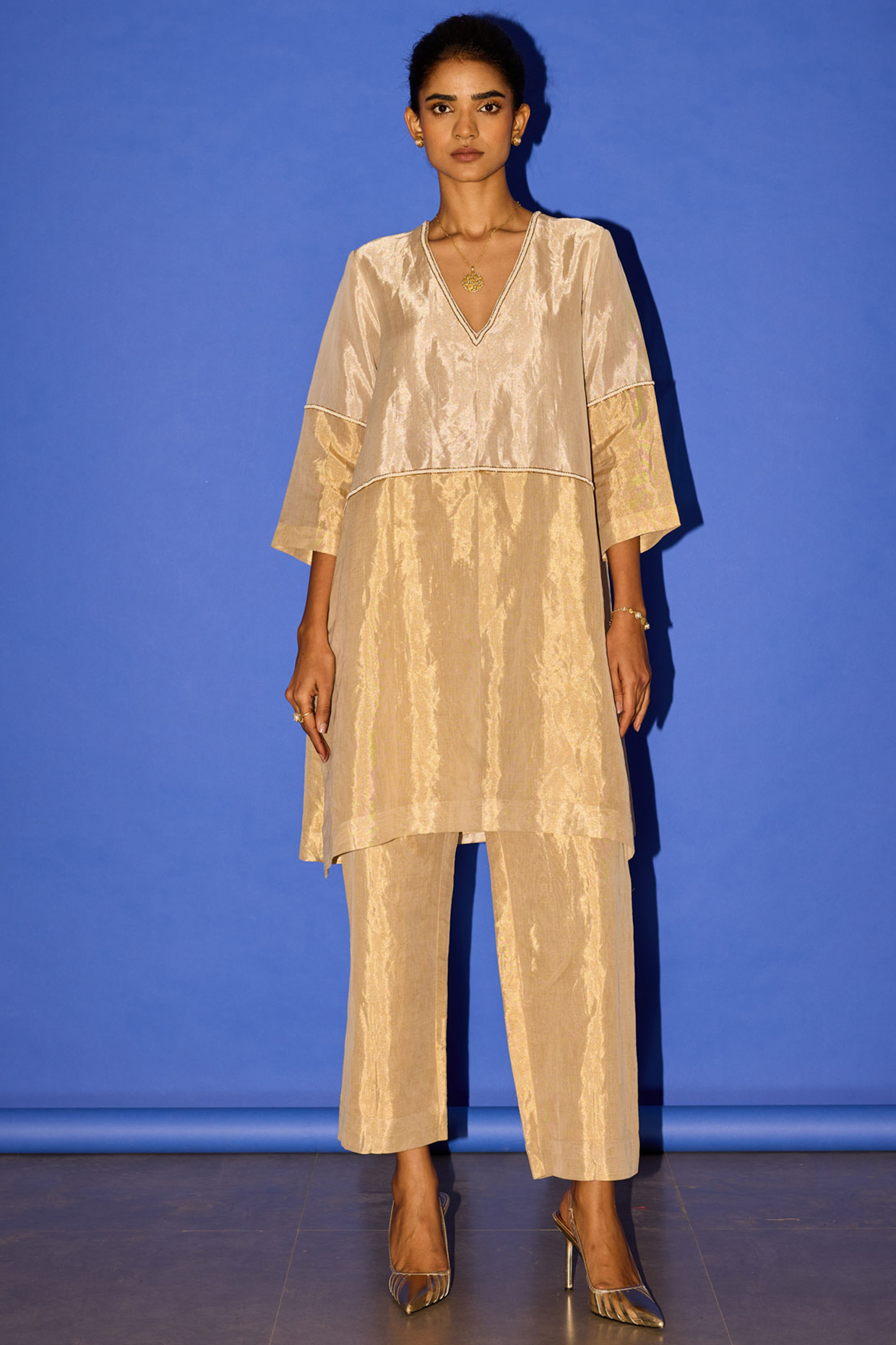 Gold Pure Tissue Line Embroidered Kurta Set by Esha Arora at Pernia's Pop Up Shop