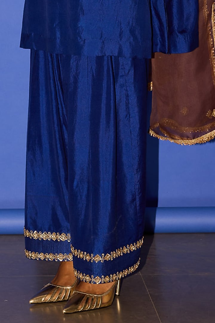 Blue Silk Zardosi Motif Kurta Set by Esha Arora at Pernia's Pop Up Shop