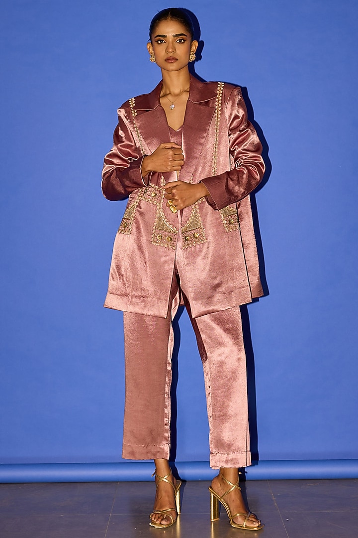 Pink Cotton Satin Embroidered Oversized Blazer Set by Esha Arora at Pernia's Pop Up Shop
