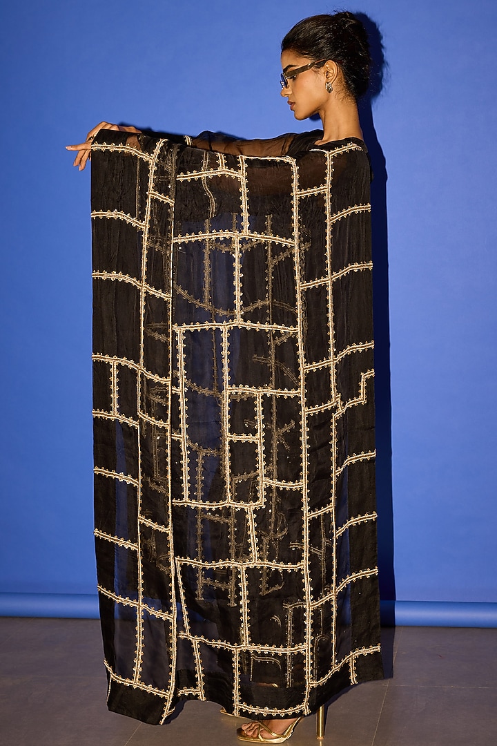 Black Organza Line Work Dupatta by Esha Arora at Pernia's Pop Up Shop