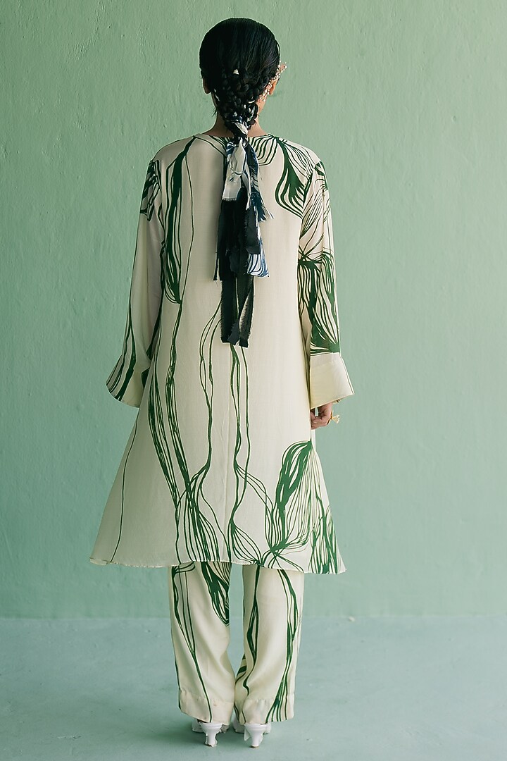 Ivory & Green Cotton Silk Printed A-Line Kurta Set by Esha Arora at Pernia's Pop Up Shop