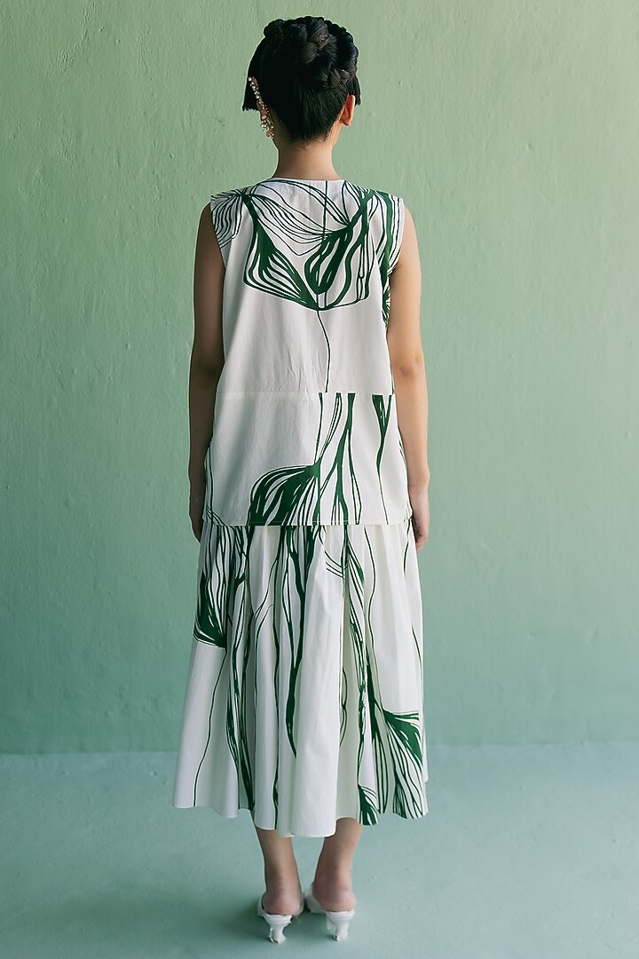 Ivory & Green Cotton Printed Co-Ord Set by Esha Arora at Pernia's Pop Up Shop