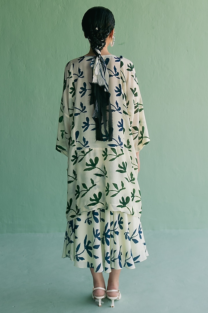Ivory & Blue Cotton Silk Printed Co-Ord Set by Esha Arora at Pernia's Pop Up Shop