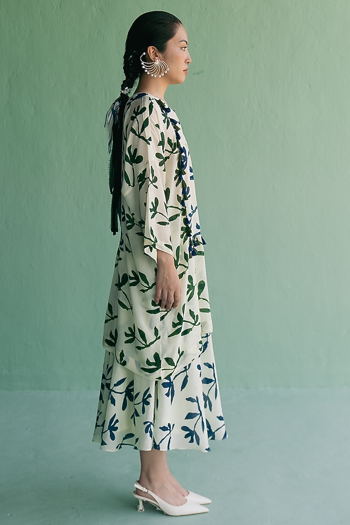 Ivory & Blue Cotton Silk Printed Co-Ord Set by Esha Arora at Pernia's Pop Up Shop
