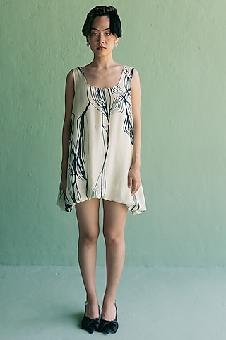 Ivory & Blue Cotton Silk Printed Oversized Balloon Dress by Esha Arora
