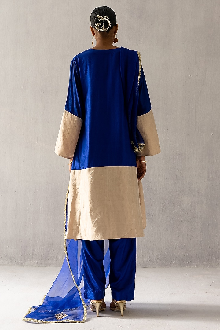 Cobalt Blue Silk Zardosi Embroidered Kurta Set by Esha Arora at Pernia's Pop Up Shop