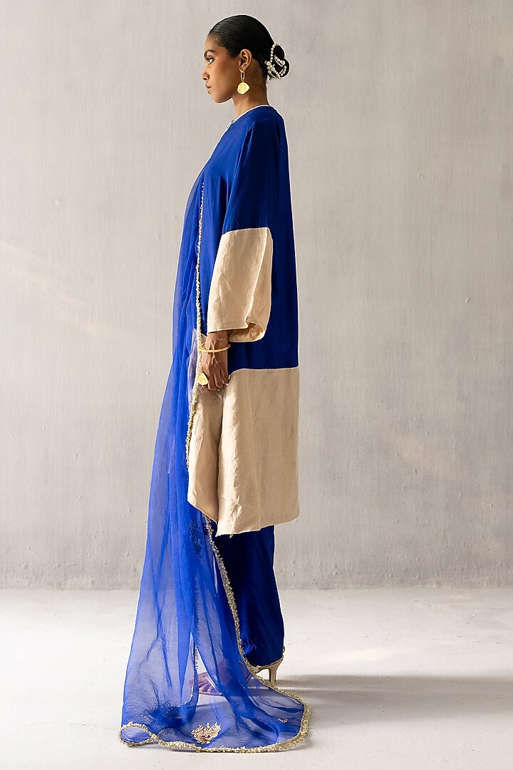 Cobalt Blue Silk Zardosi Embroidered Kurta Set by Esha Arora at Pernia's Pop Up Shop