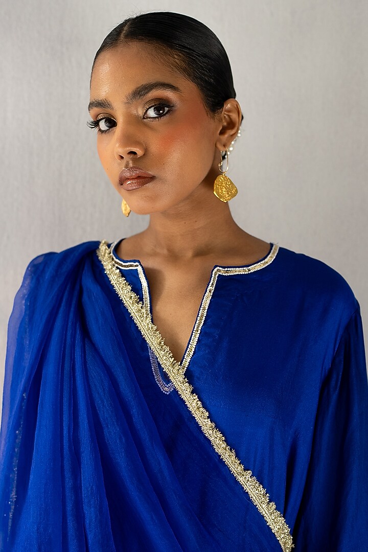 Cobalt Blue Silk Zardosi Embroidered Kurta Set by Esha Arora at Pernia's Pop Up Shop
