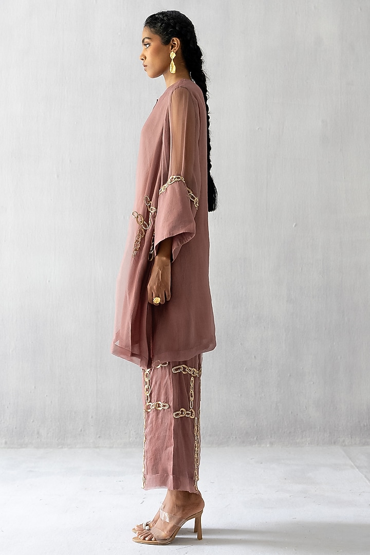 Pale Mauve Embroidered Kurta Set by Esha Arora at Pernia's Pop Up Shop